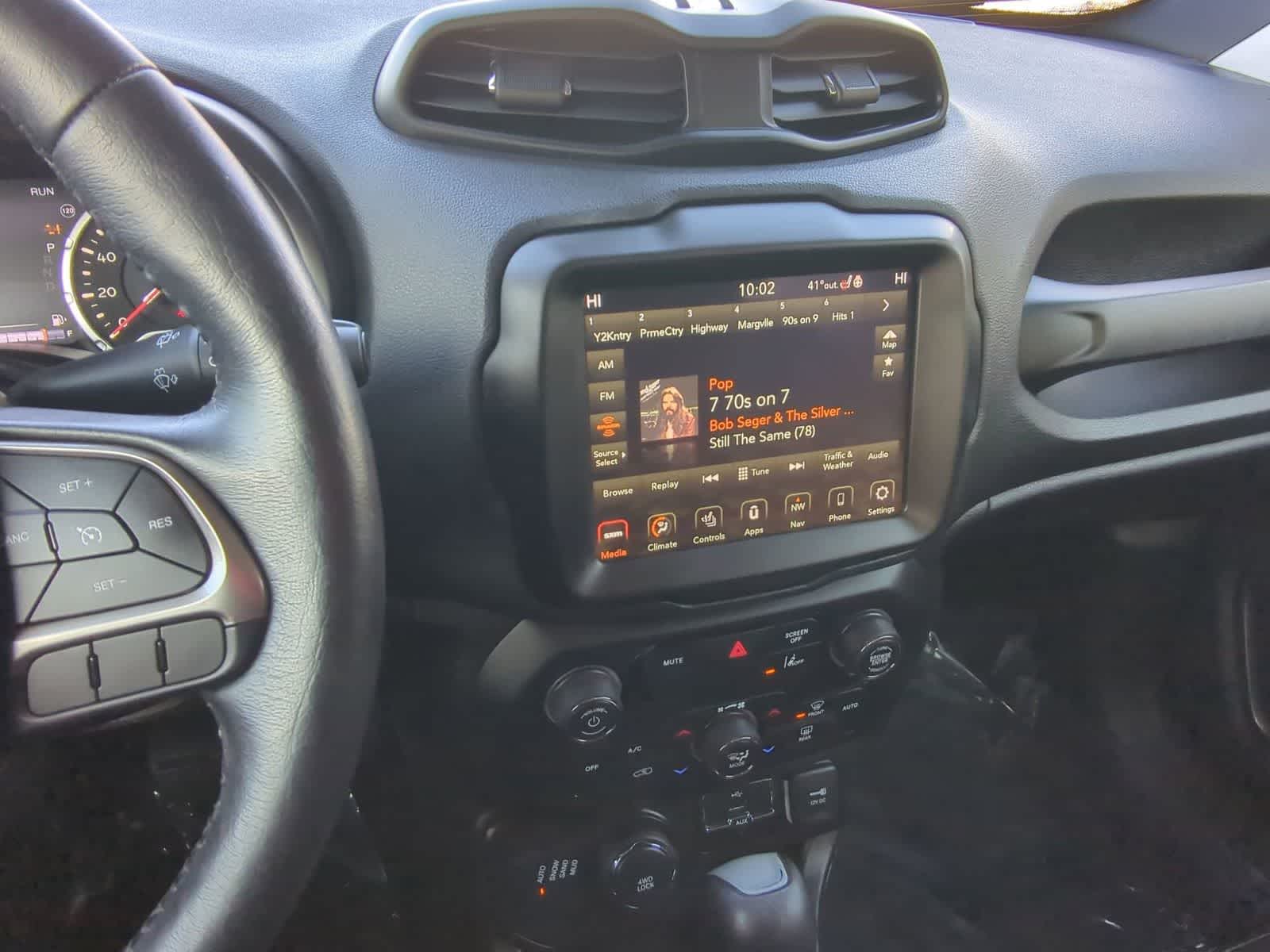 Thumbnail: 2021 Jeep Renegade - 34
