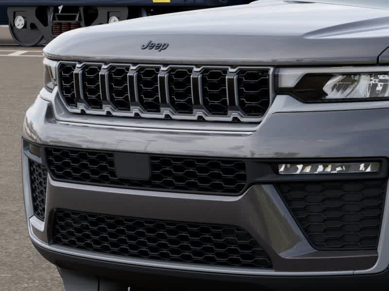 Thumbnail: 2026 Jeep Grand Cherokee L - 11