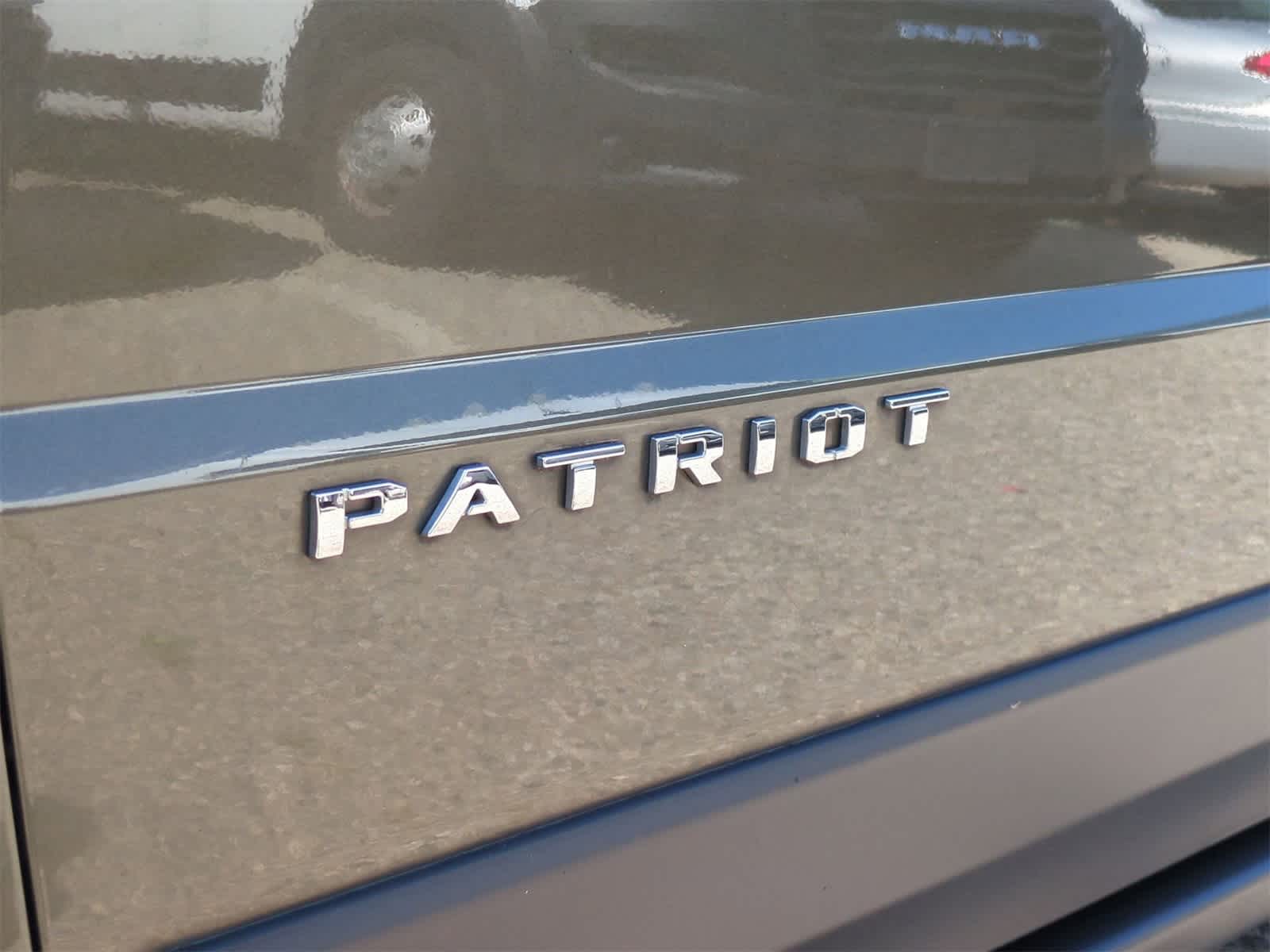 Thumbnail: 2015 Jeep Patriot - 12