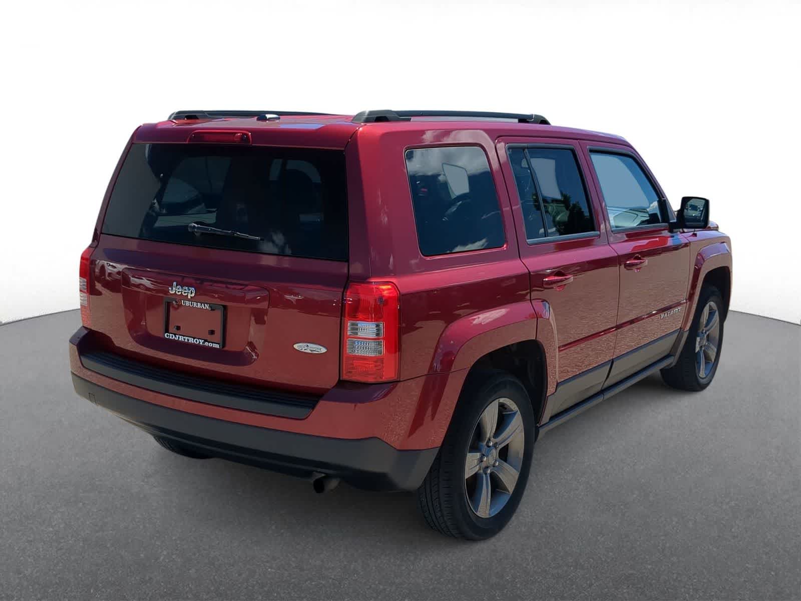 Thumbnail: 2015 Jeep Patriot - 8