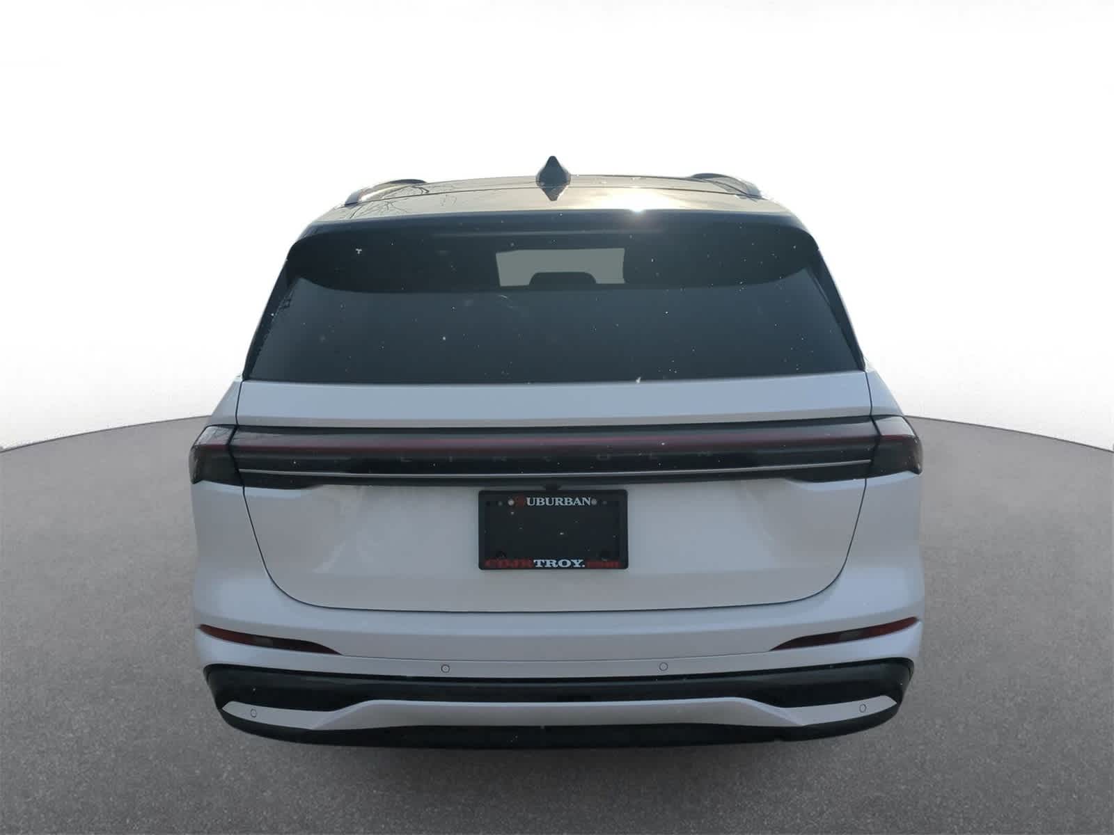 Thumbnail: 2025 Lincoln Nautilus - 7