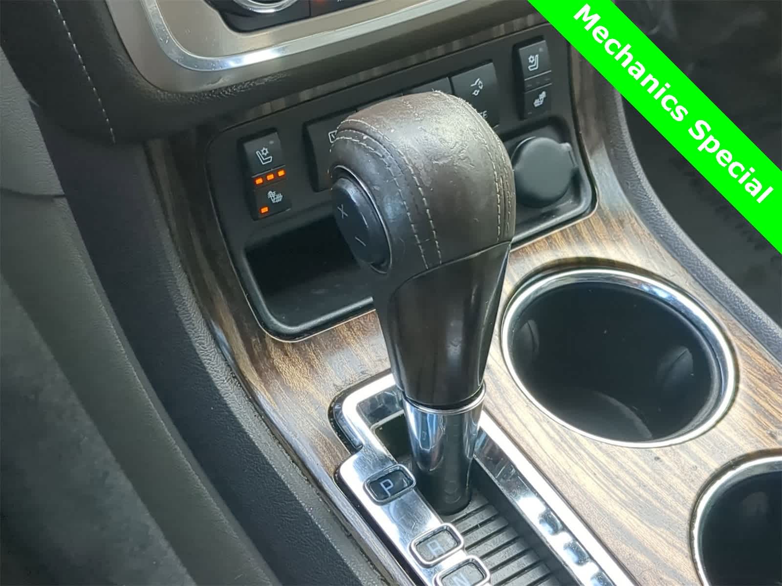 Thumbnail: 2015 GMC Acadia - 31