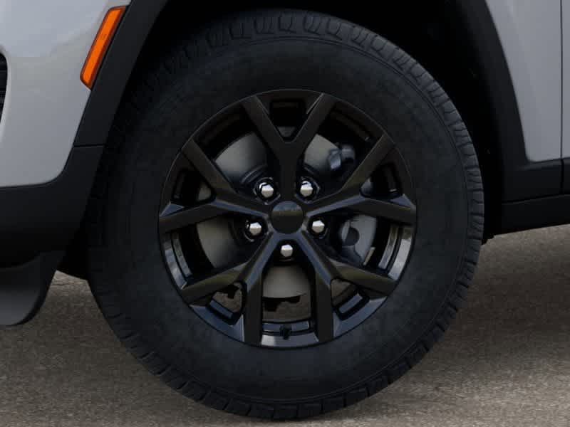 Thumbnail: 2025 Jeep Grand Cherokee - 8