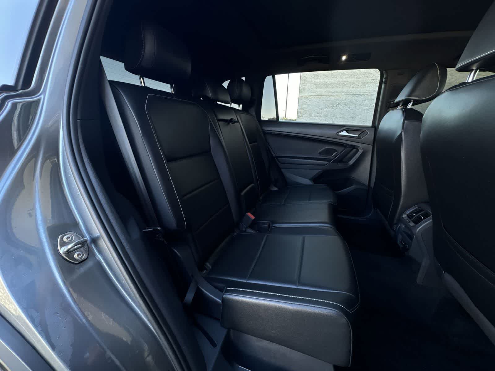 Thumbnail: 2021 Volkswagen Tiguan - 22