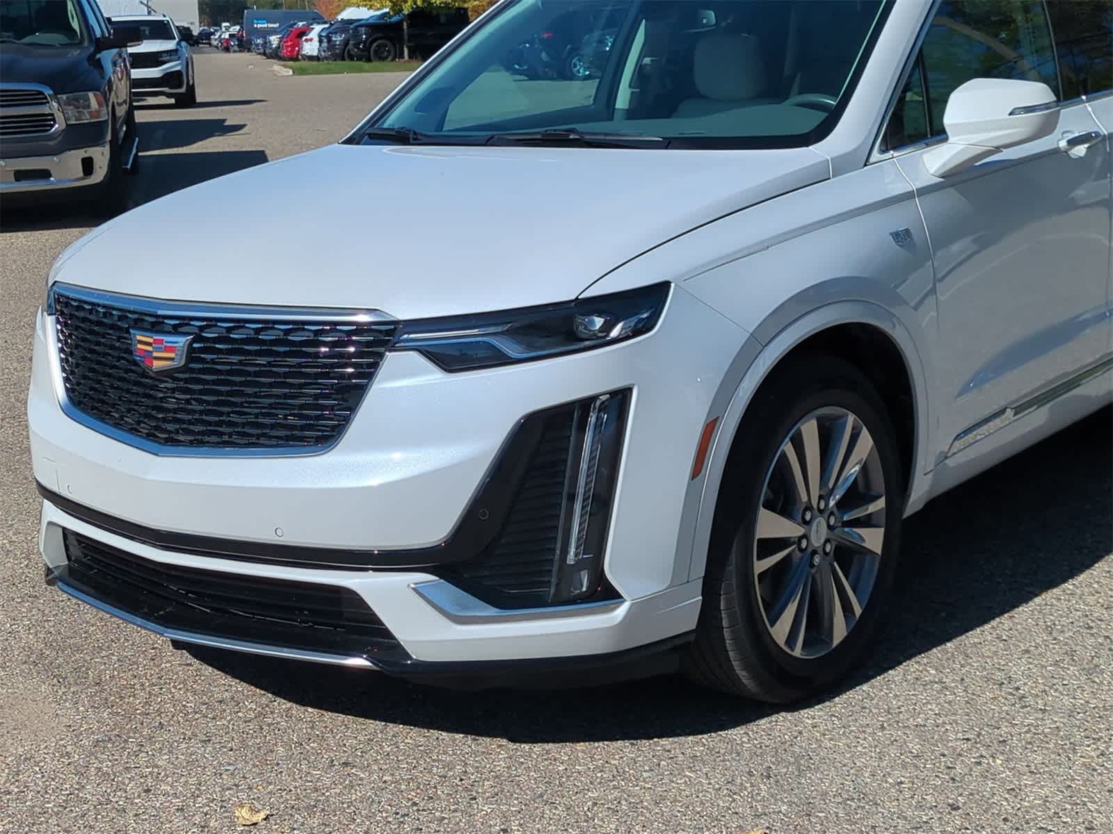 Thumbnail: 2024 Cadillac XT6 - 11