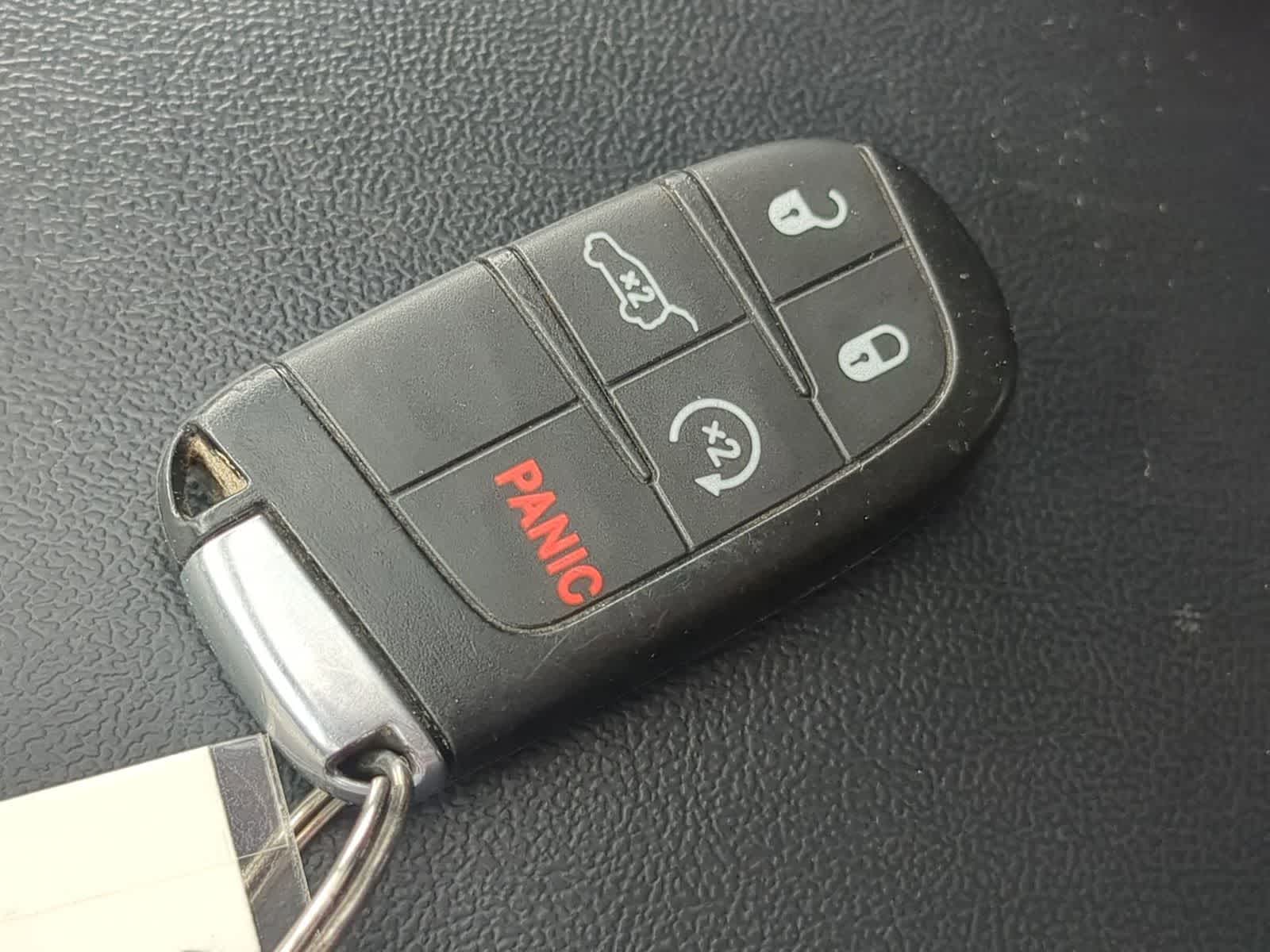 Thumbnail: 2022 Dodge Durango - 33