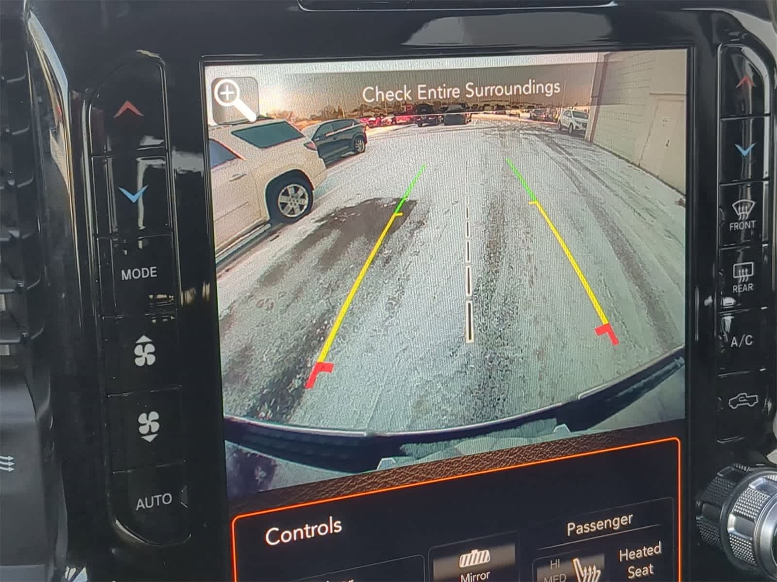 Thumbnail: 2020 RAM 1500 - 28