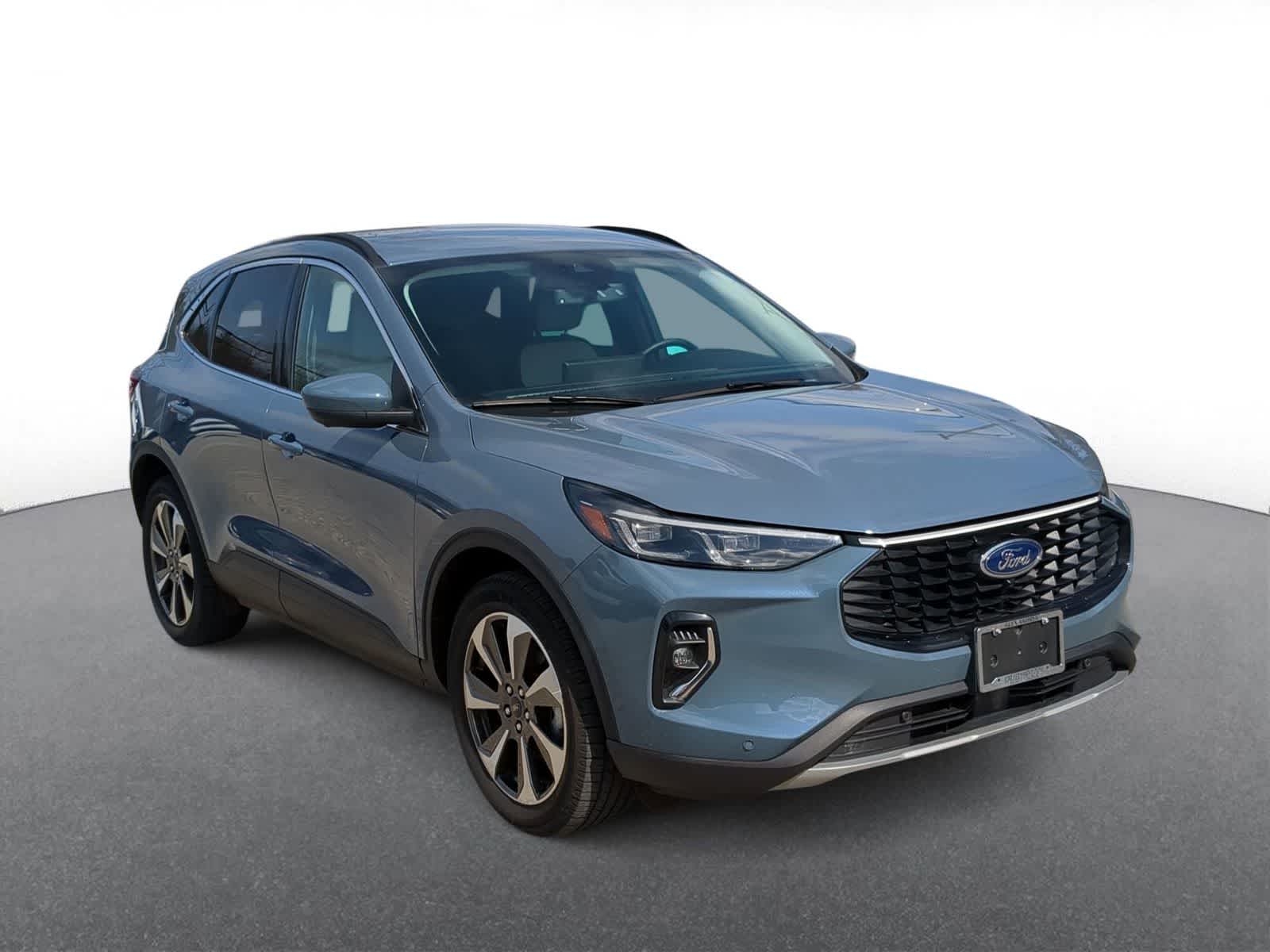 Thumbnail: 2023 Ford Escape - 2