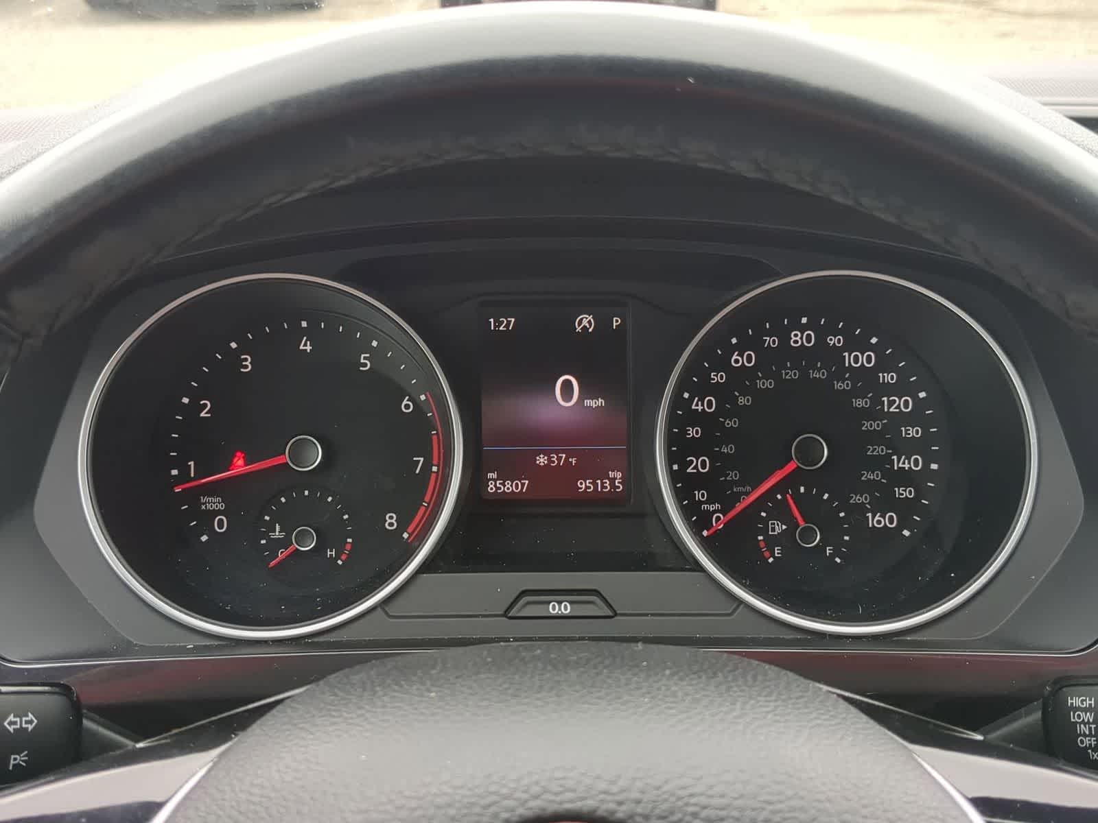 Thumbnail: 2018 Volkswagen Tiguan - 31