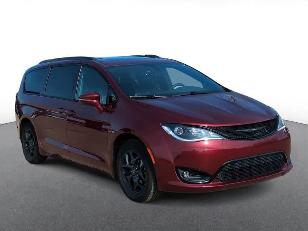 Thumbnail: 2019 Chrysler Pacifica - 2