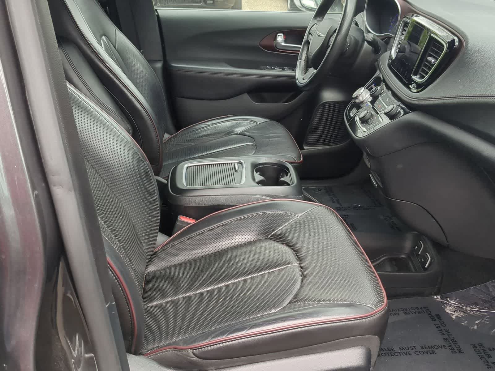Thumbnail: 2020 Chrysler Pacifica - 21