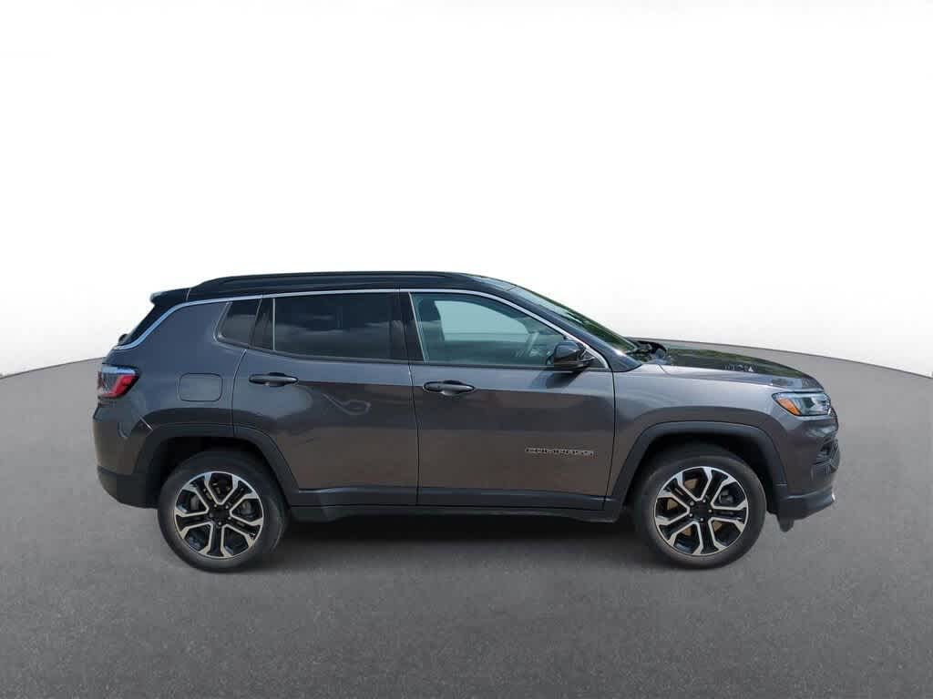 2024 Jeep Compass Limited 9