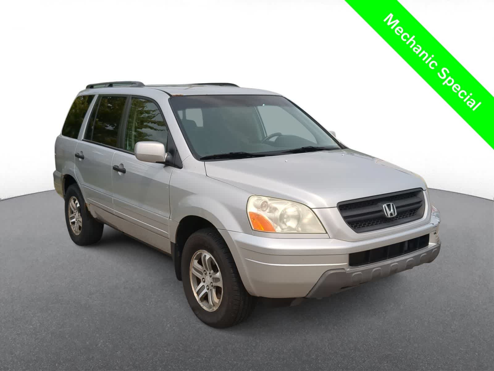 Used 2004 Honda Pilot EX with VIN 2HKYF184X4H596502 for sale in Troy, MI