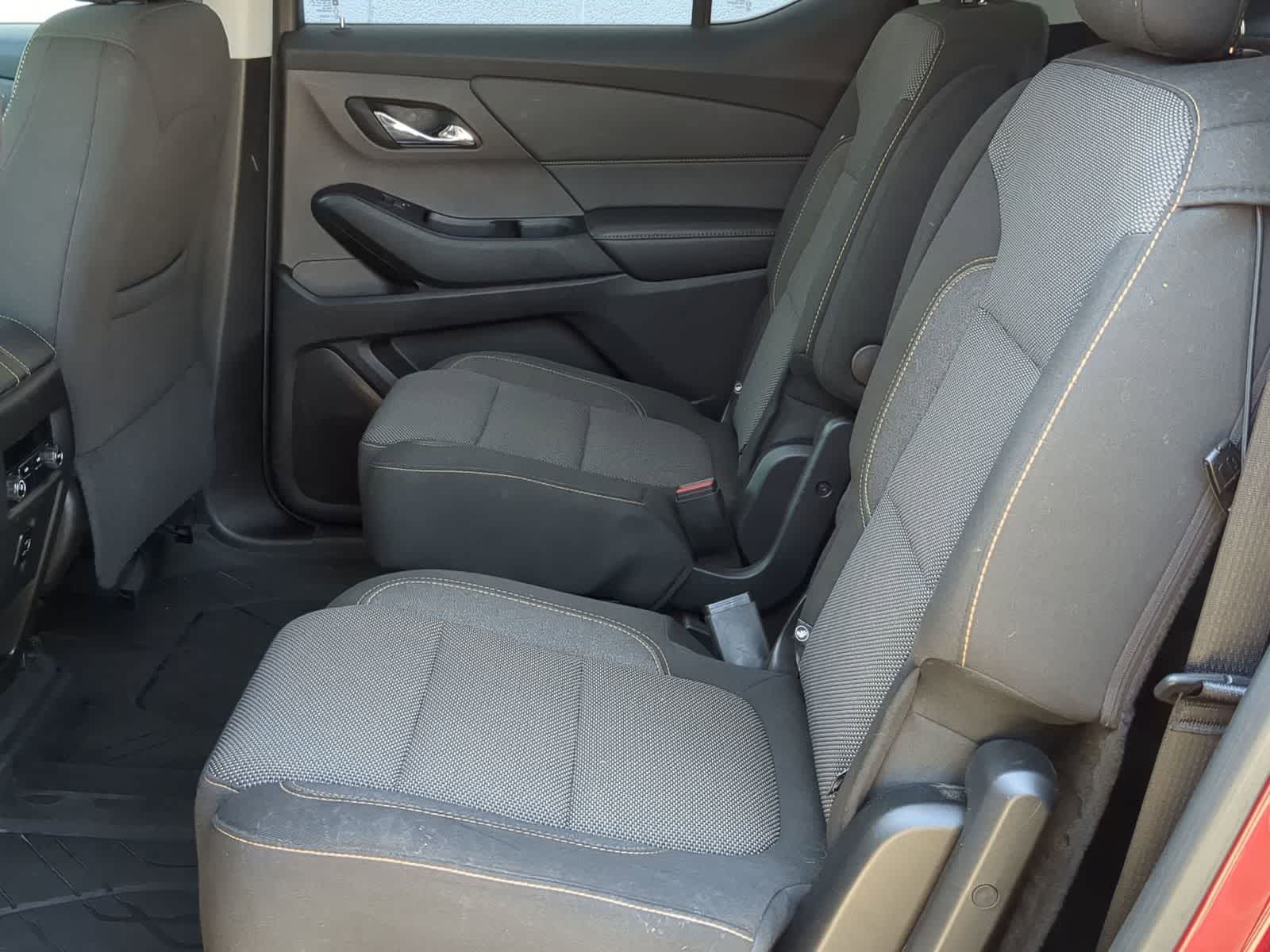 Thumbnail: 2018 Chevrolet Traverse - 19