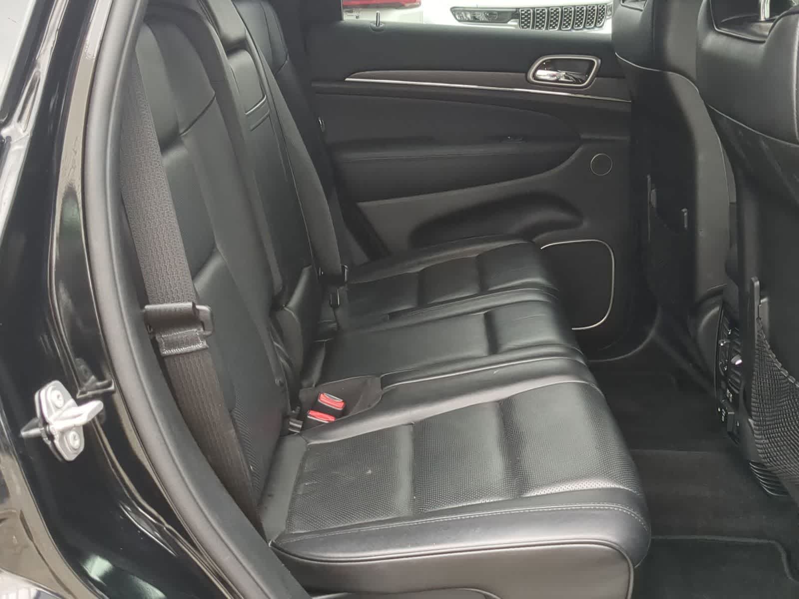 Thumbnail: 2018 Jeep Grand Cherokee - 20