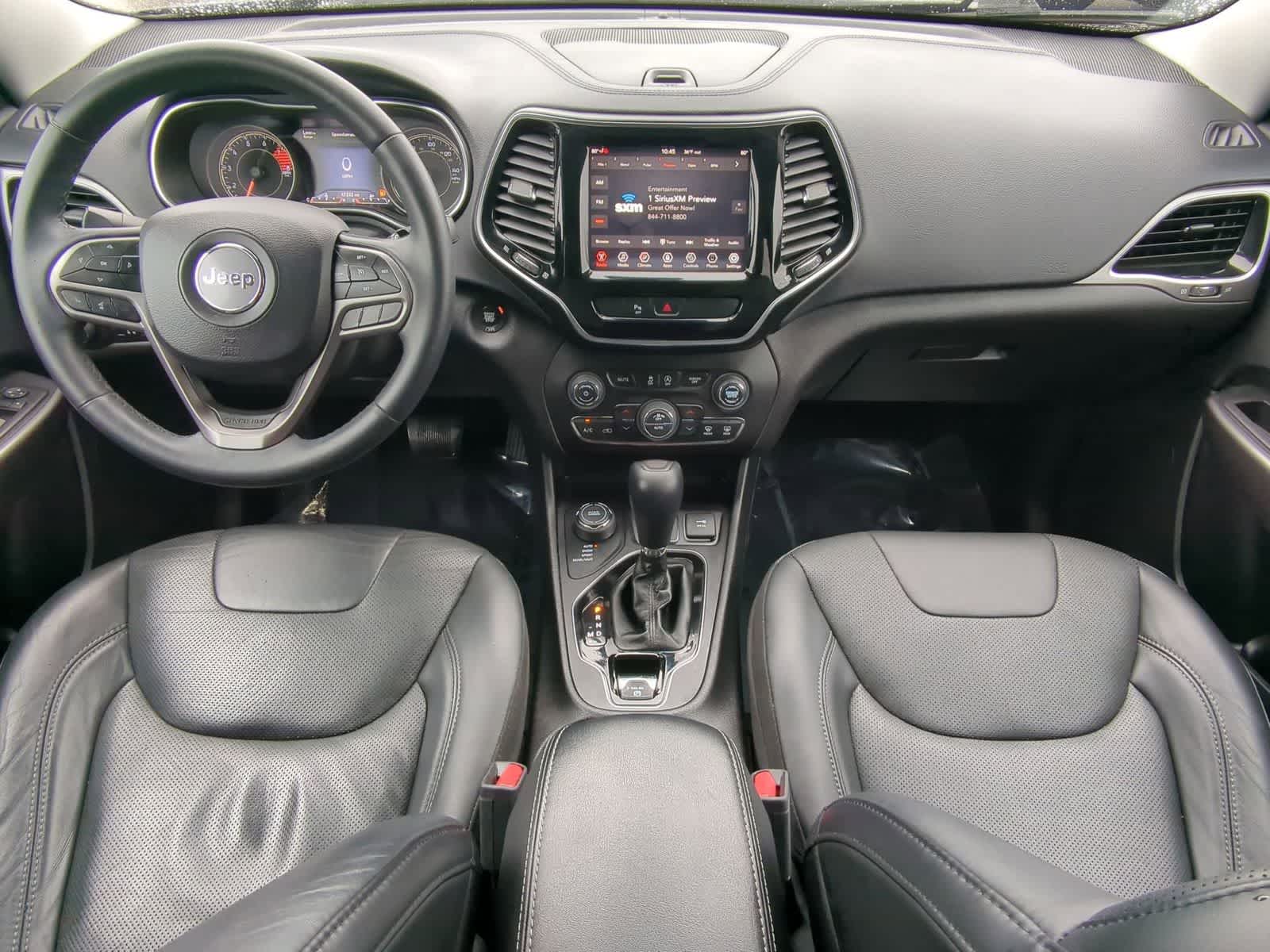 Thumbnail: 2019 Jeep Cherokee - 15