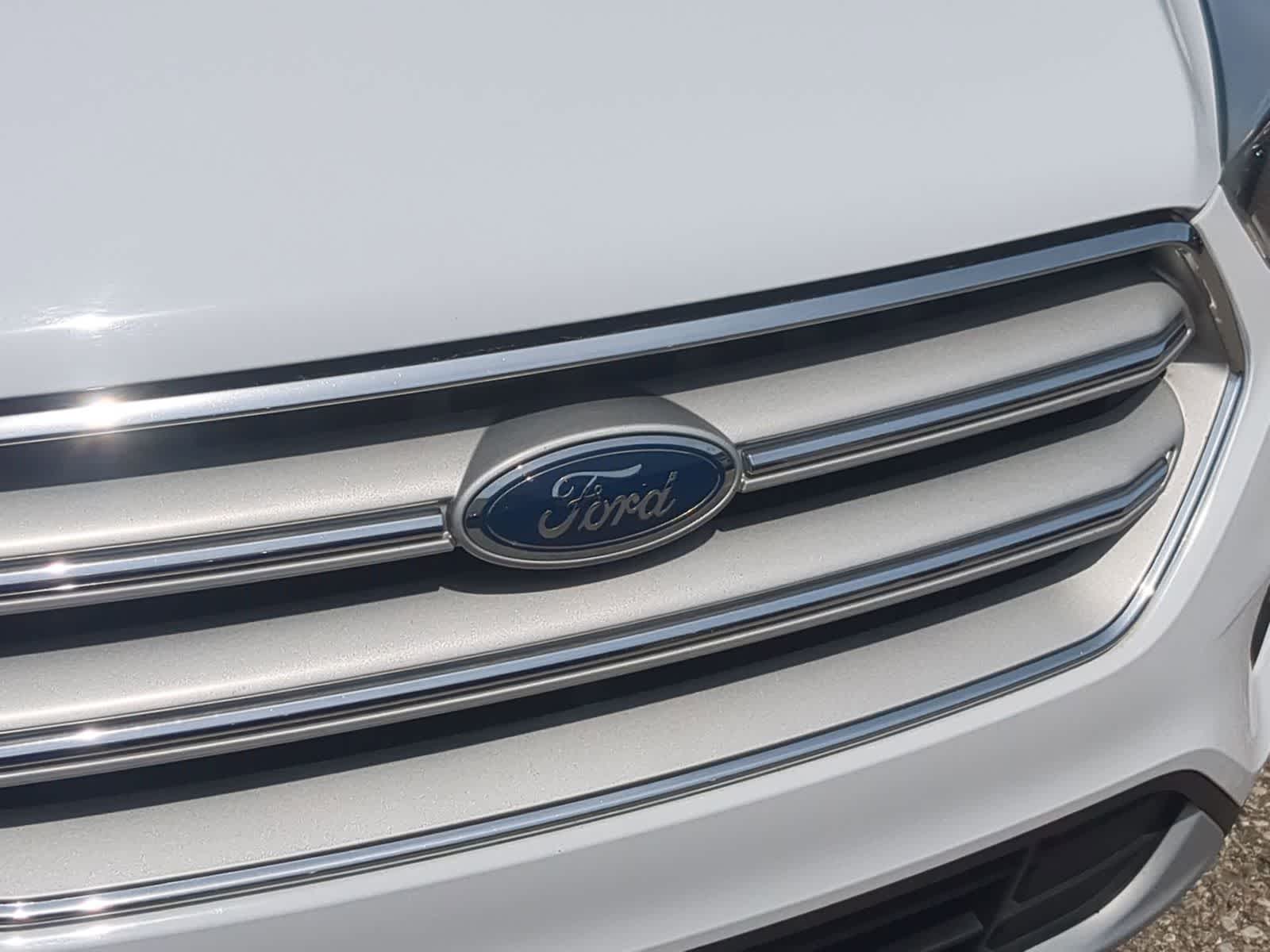 Thumbnail: 2018 Ford Escape - 12