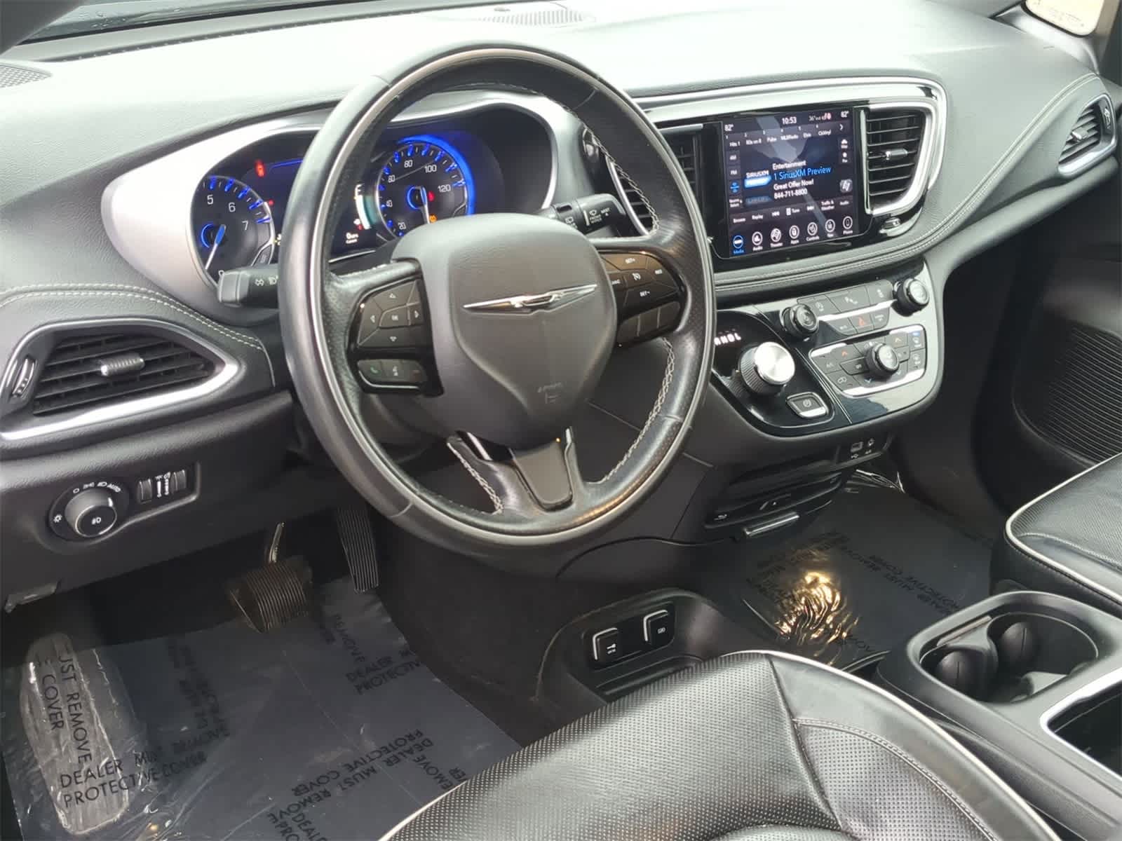 Thumbnail: 2019 Chrysler Pacifica - 10