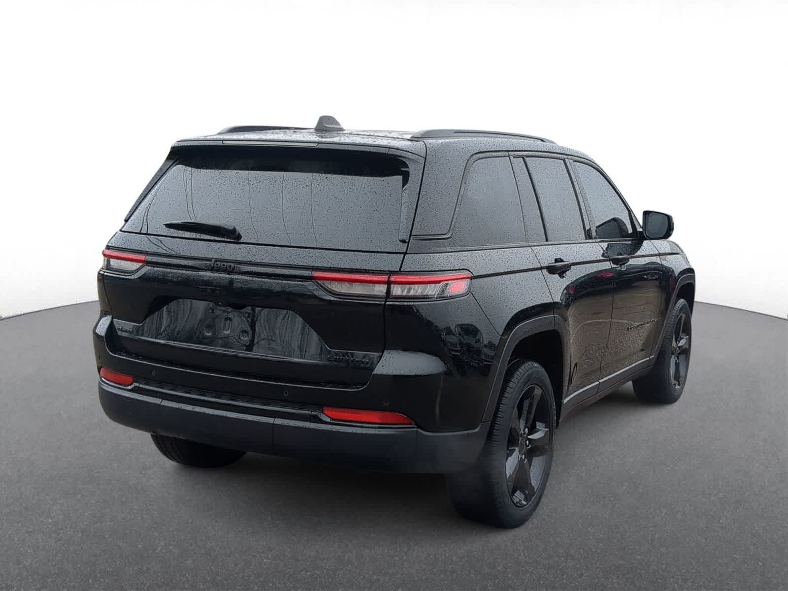 Thumbnail: 2024 Jeep Grand Cherokee - 8