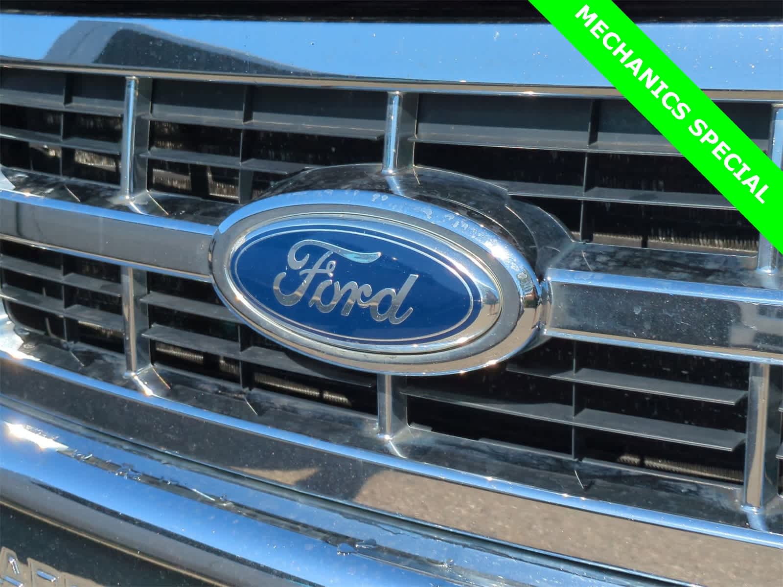 Thumbnail: 2012 Ford Escape - 12