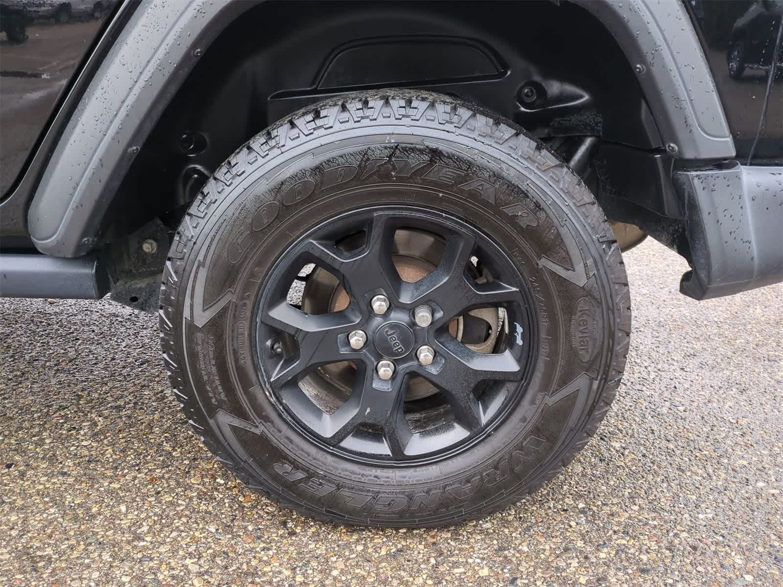 Thumbnail: 2021 Jeep Wrangler - 13