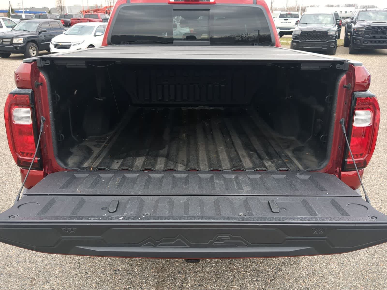 Thumbnail: 2023 GMC Canyon - 33