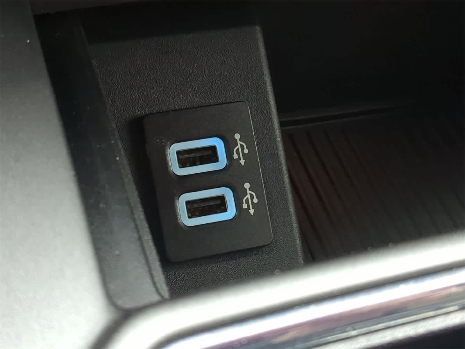 Thumbnail: 2019 Ford Econoline - 36