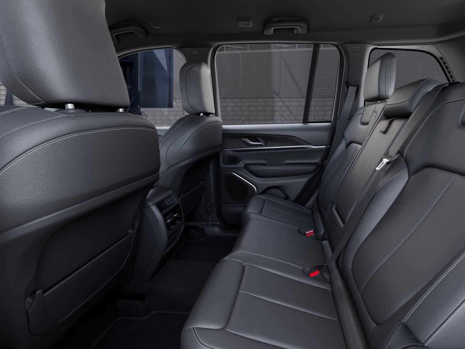 Thumbnail: 2026 Jeep Grand Cherokee - 23