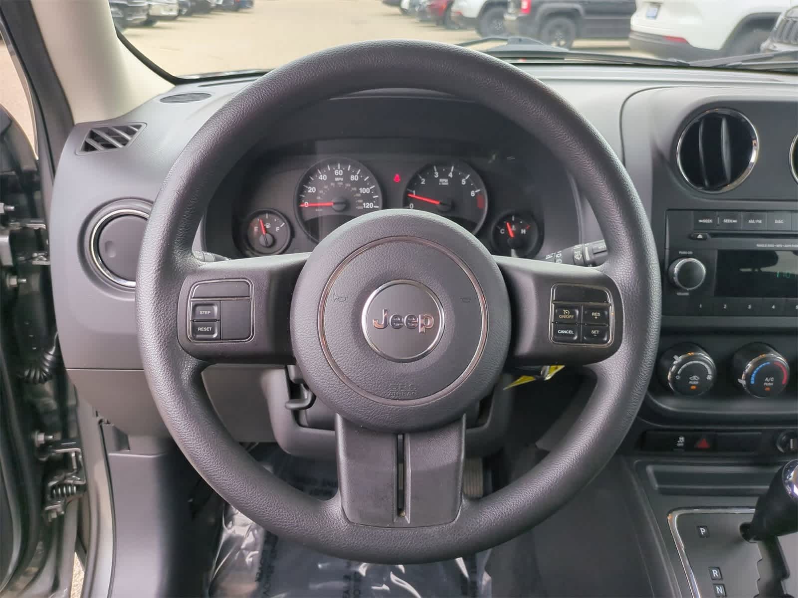 Thumbnail: 2012 Jeep Patriot - 20