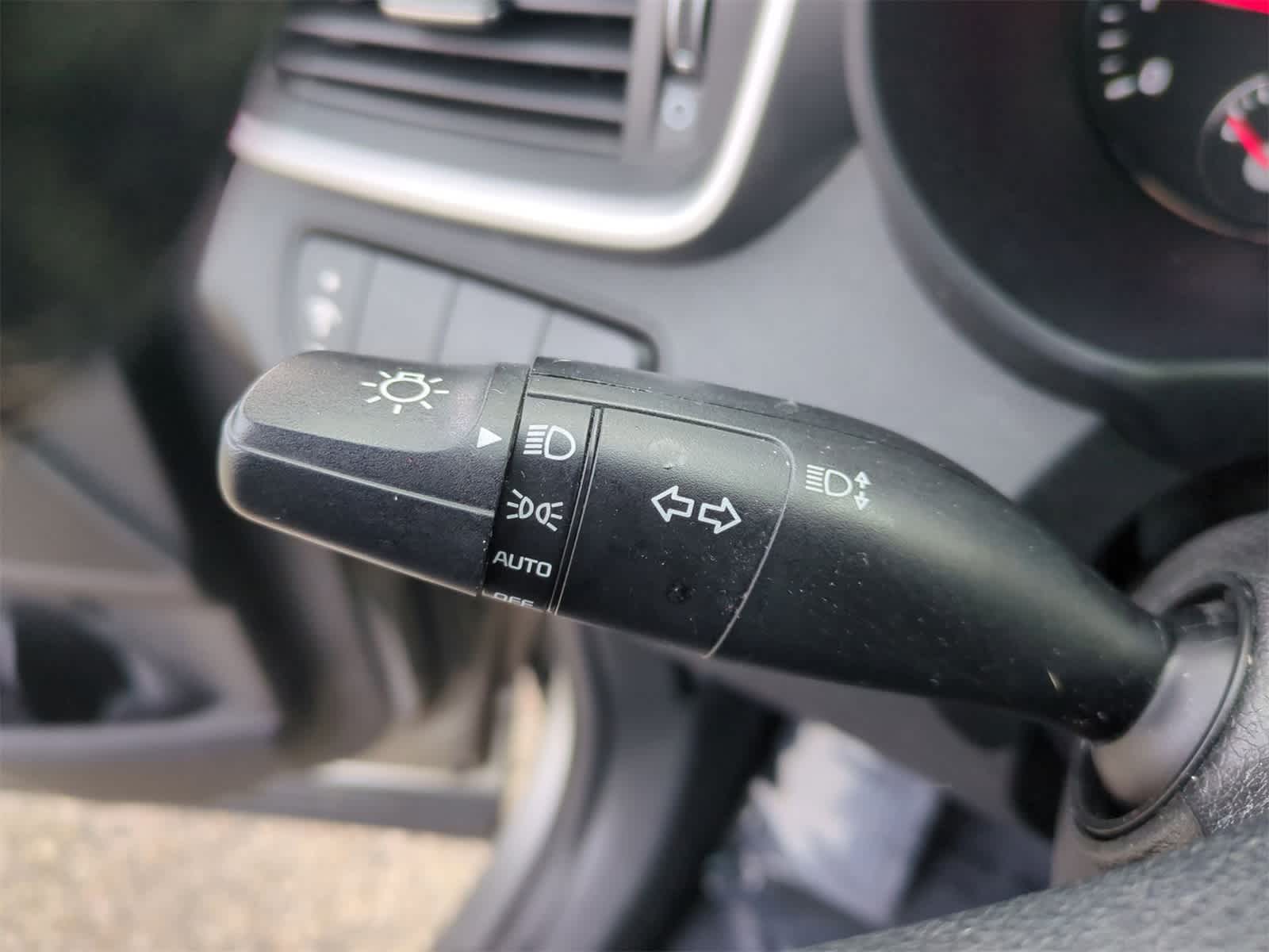 Thumbnail: 2016 Kia Sorento - 26