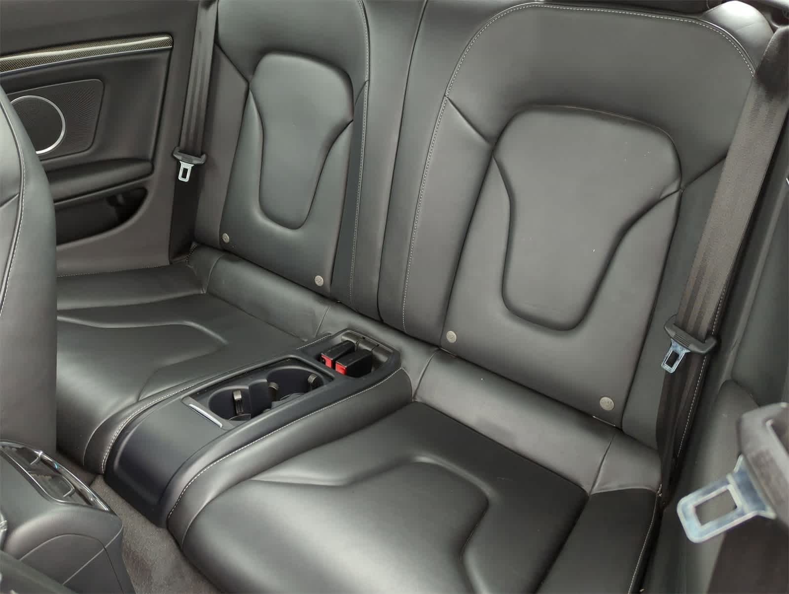 Thumbnail: 2012 Audi S5 - 18