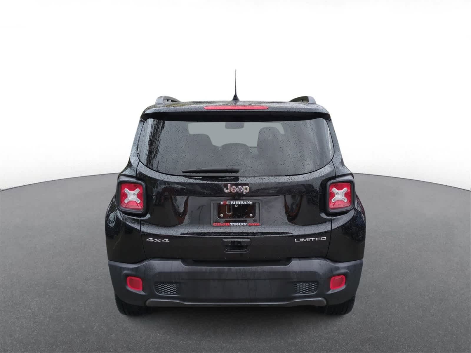 Thumbnail: 2023 Jeep Renegade - 7