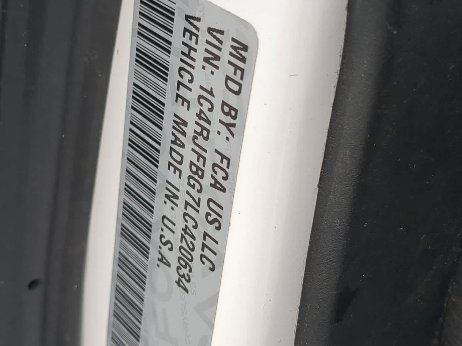 Thumbnail: 2020 Jeep Grand Cherokee - 33