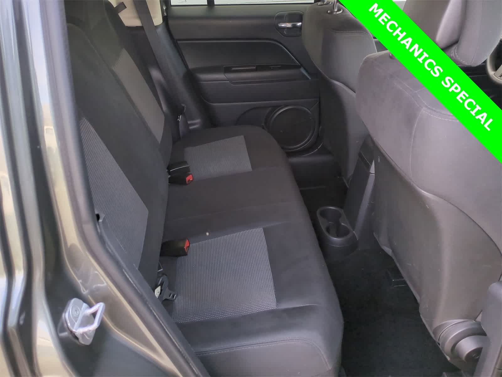 Thumbnail: 2012 Jeep Patriot - 19