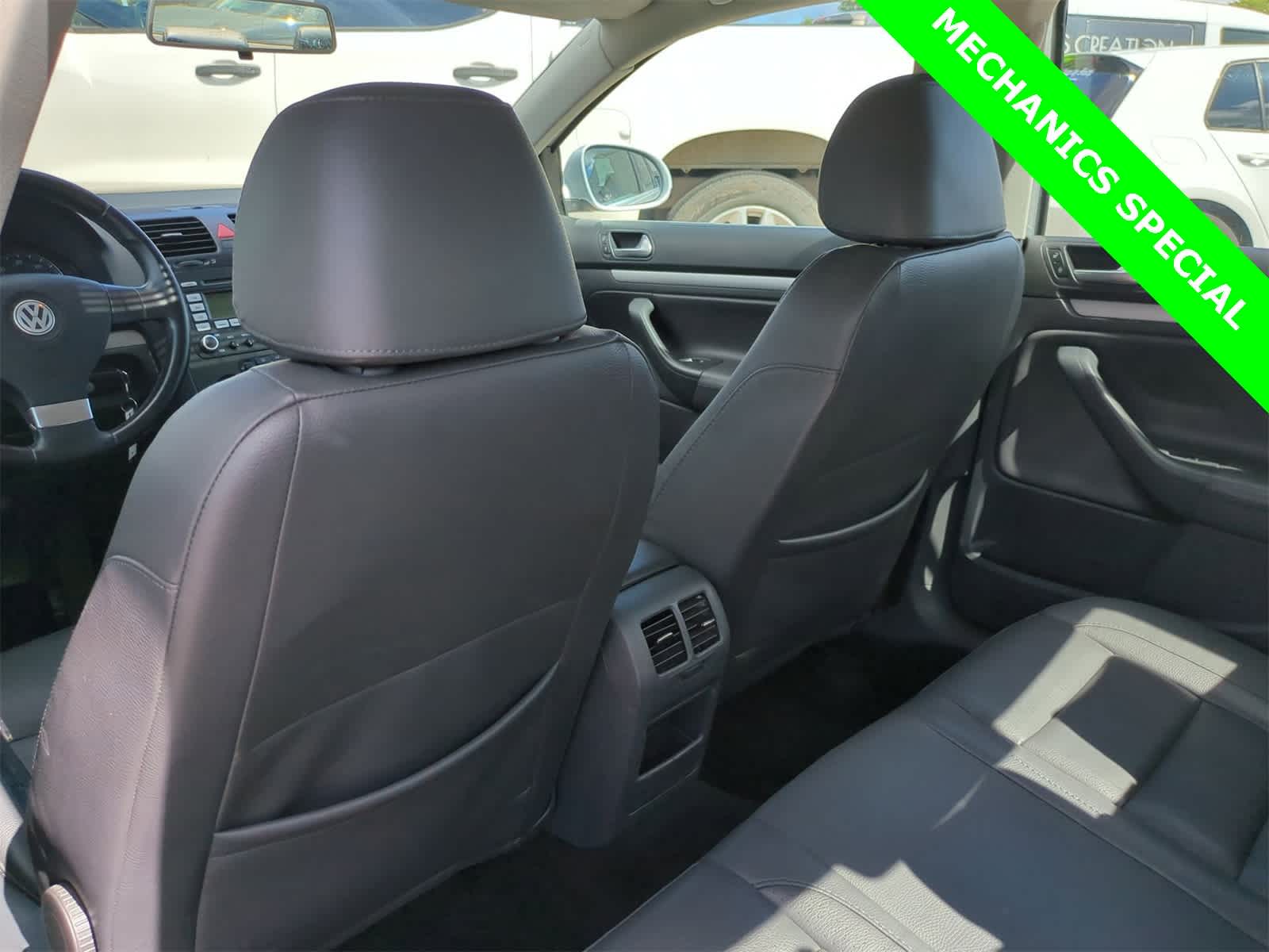 Thumbnail: 2008 Volkswagen Jetta - 18