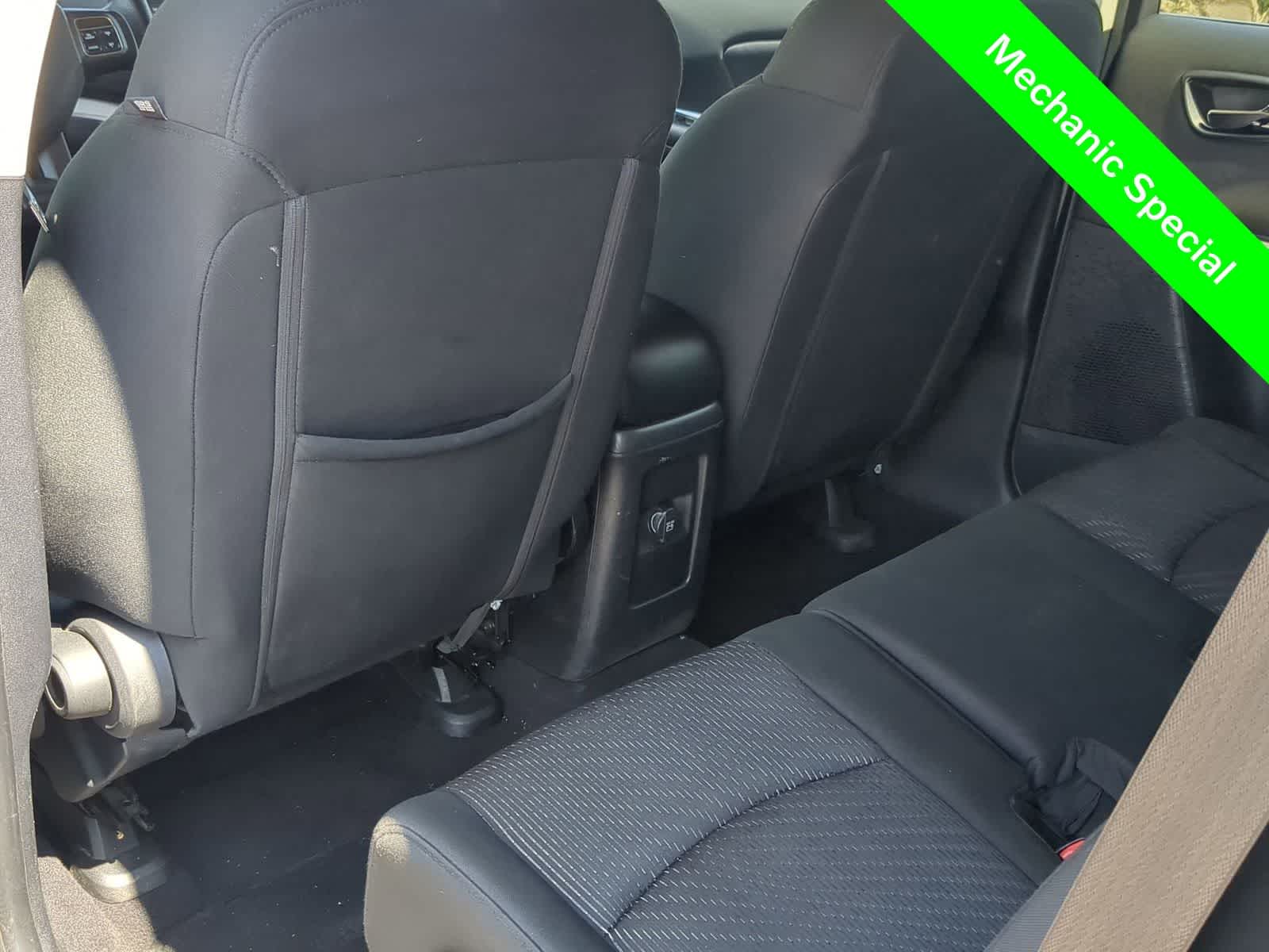 Thumbnail: 2011 Dodge Journey - 17