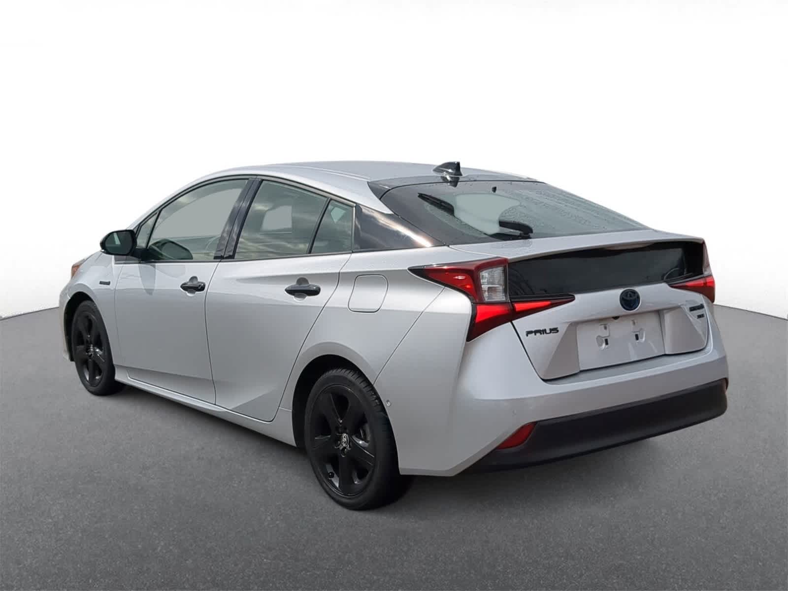 Thumbnail: 2022 Toyota Prius - 6
