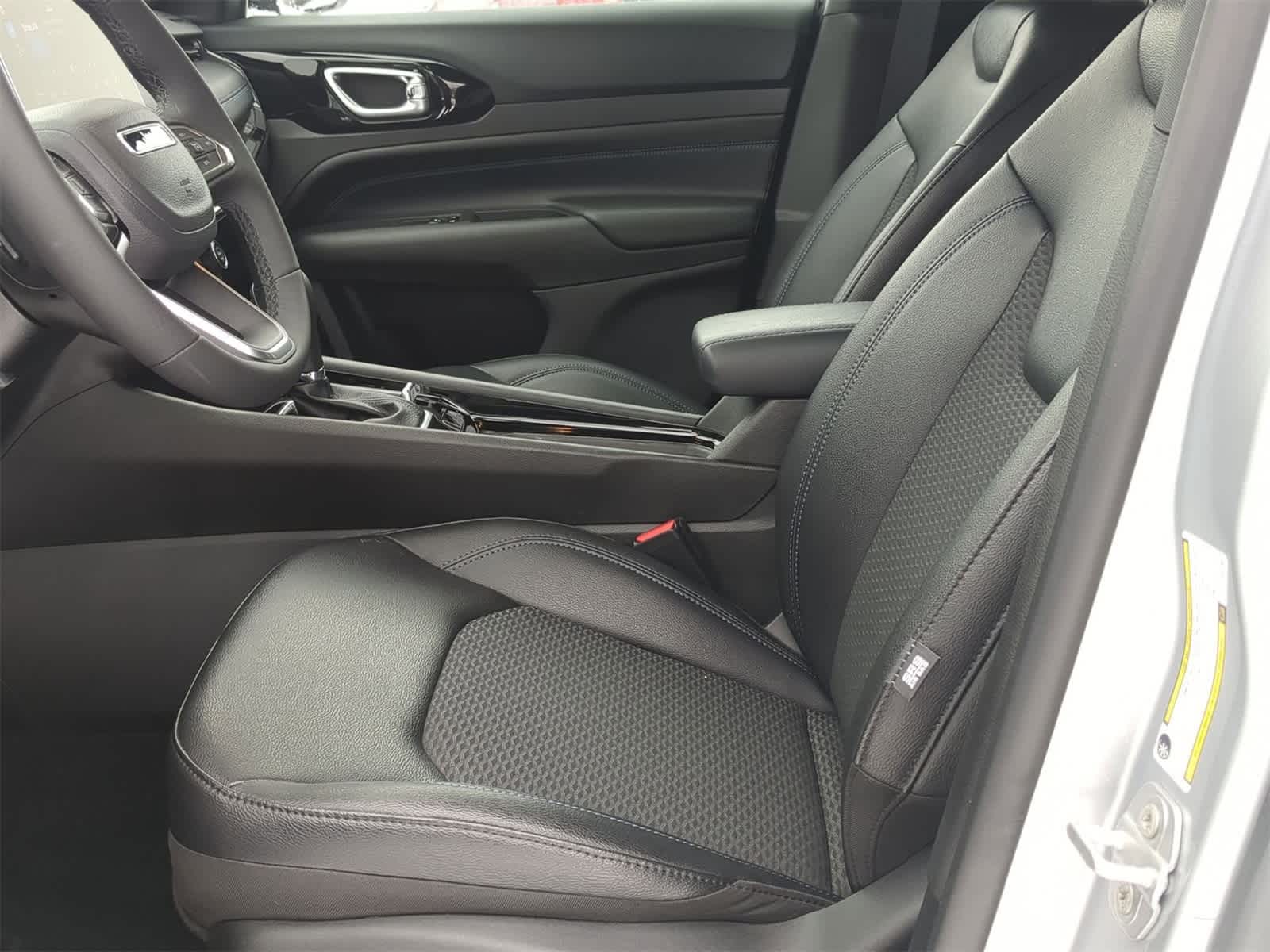 Thumbnail: 2026 Jeep Compass - 23