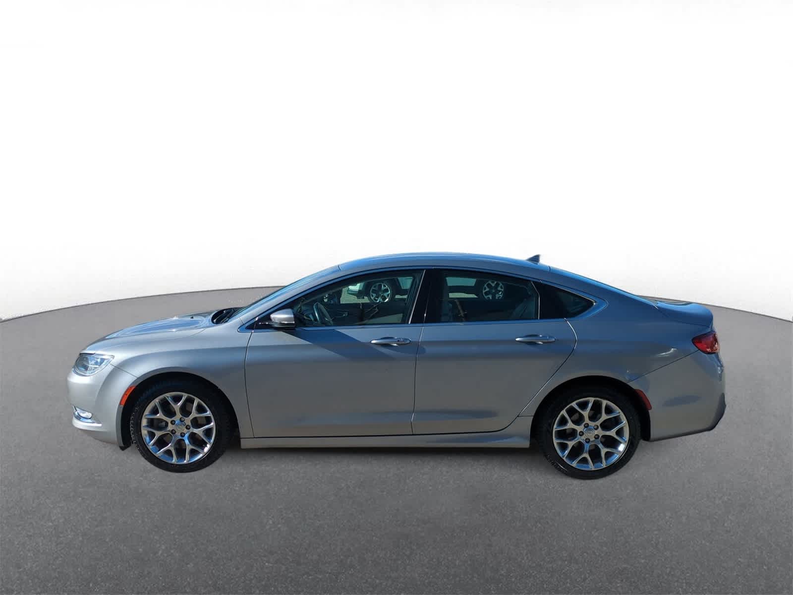 Thumbnail: 2015 Chrysler 200 - 5