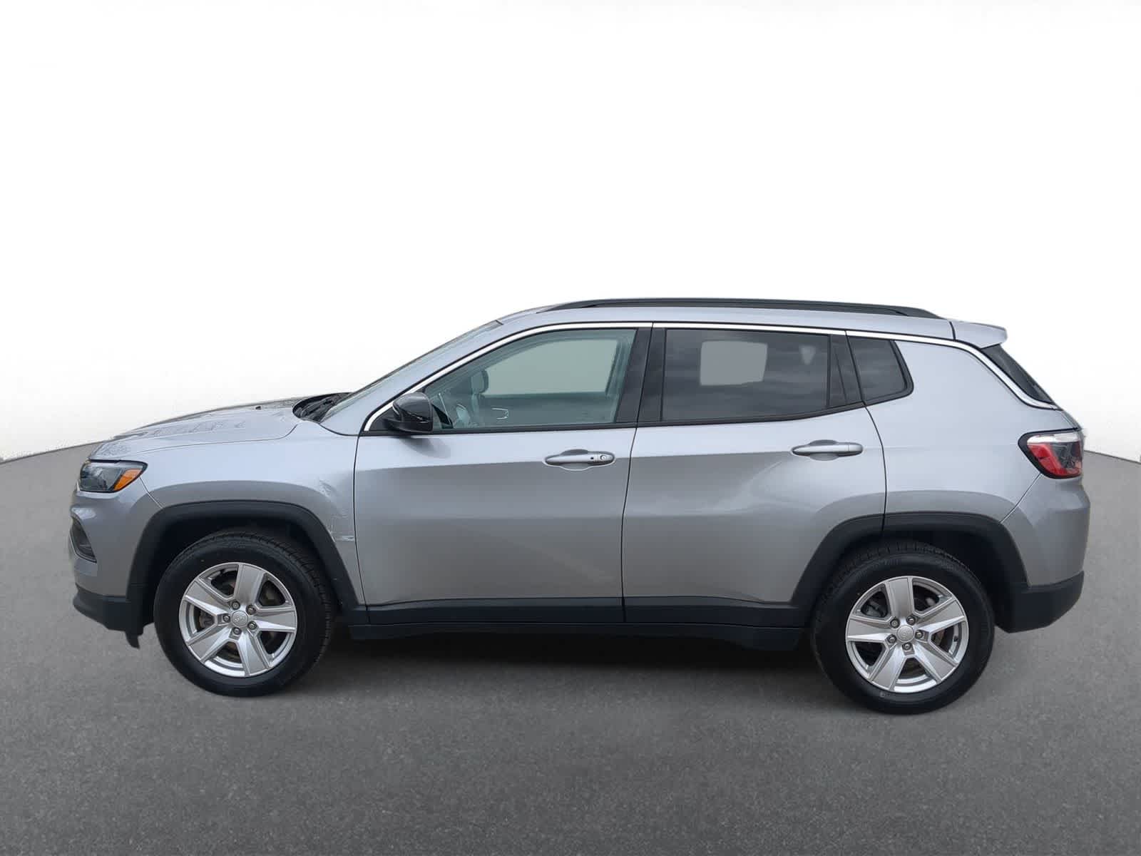 Thumbnail: 2022 Jeep Compass - 5