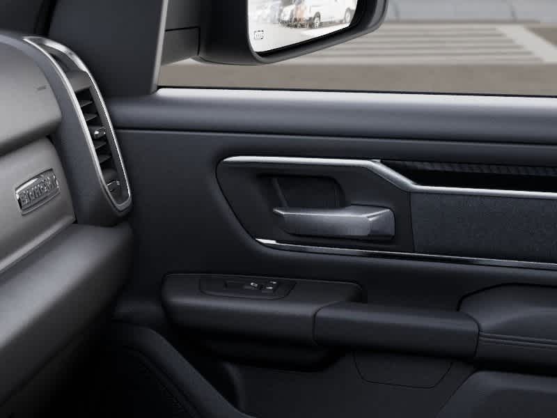 Thumbnail: 2025 RAM 1500 - 25