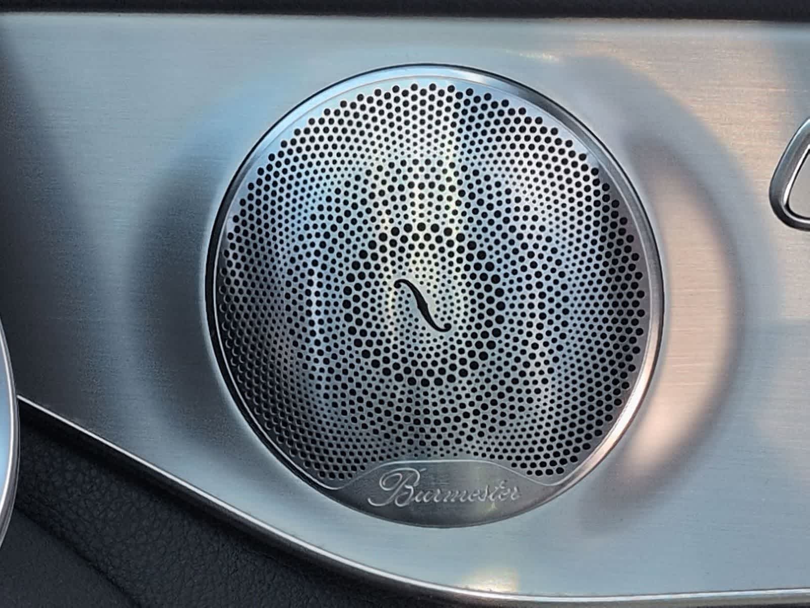 Thumbnail: 2016 Mercedes-Benz C-Class - 30