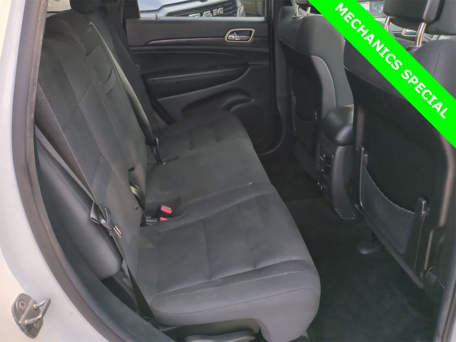 Thumbnail: 2014 Jeep Grand Cherokee - 19