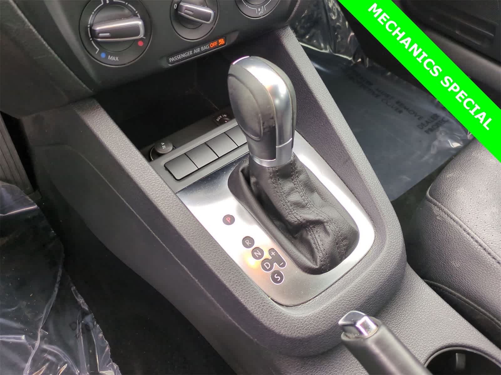 Thumbnail: 2011 Volkswagen Jetta - 29