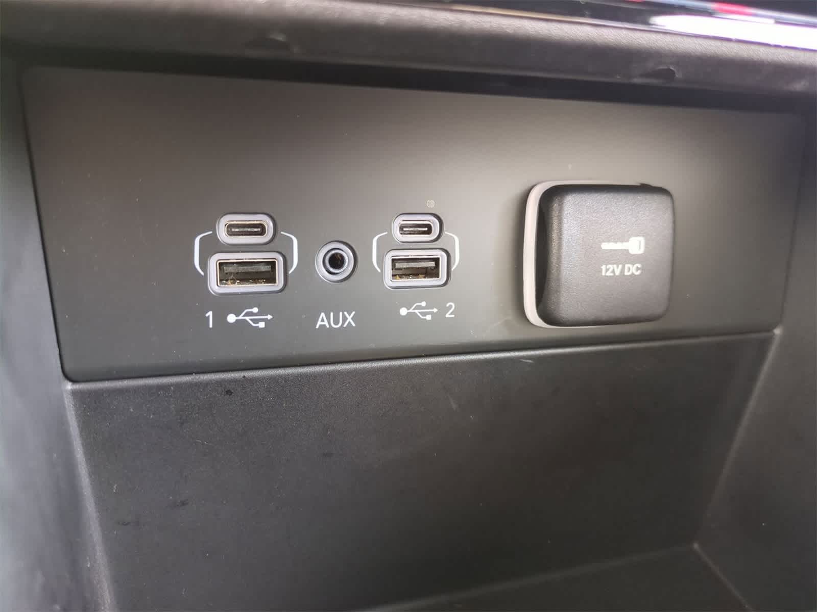 Thumbnail: 2023 Jeep Grand Cherokee - 31