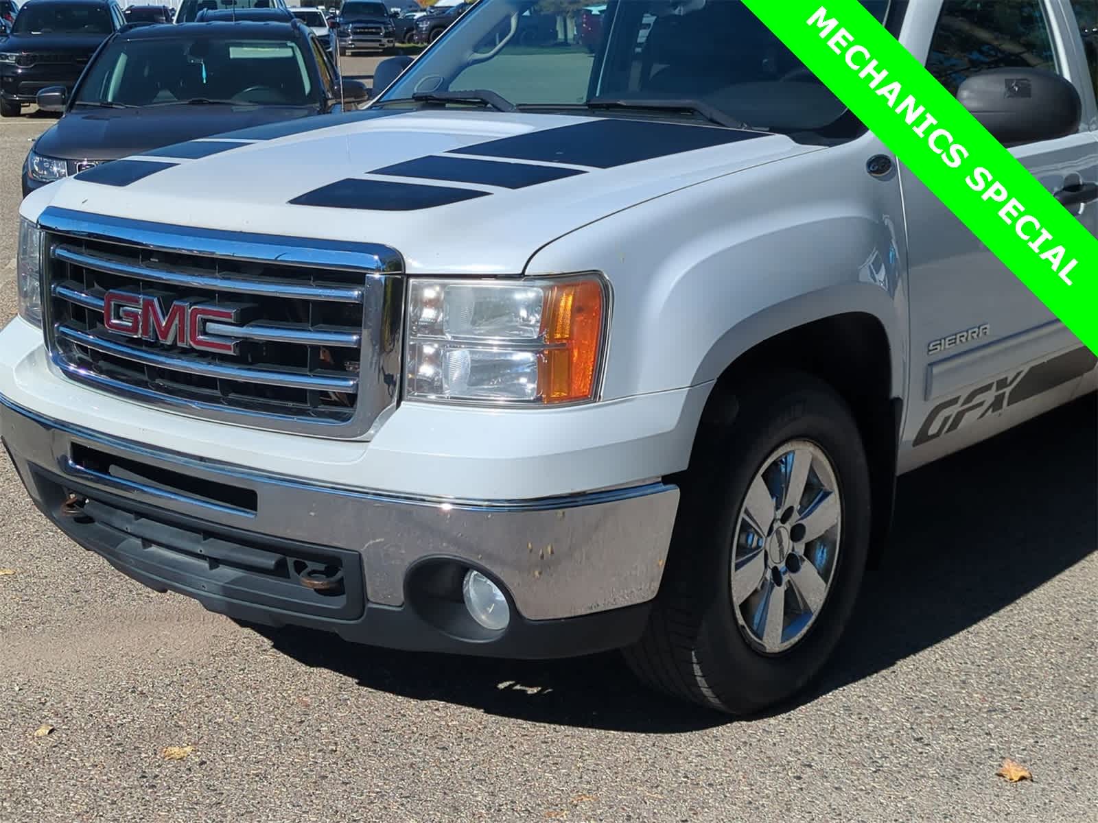 Thumbnail: 2013 GMC Sierra 1500 - 11