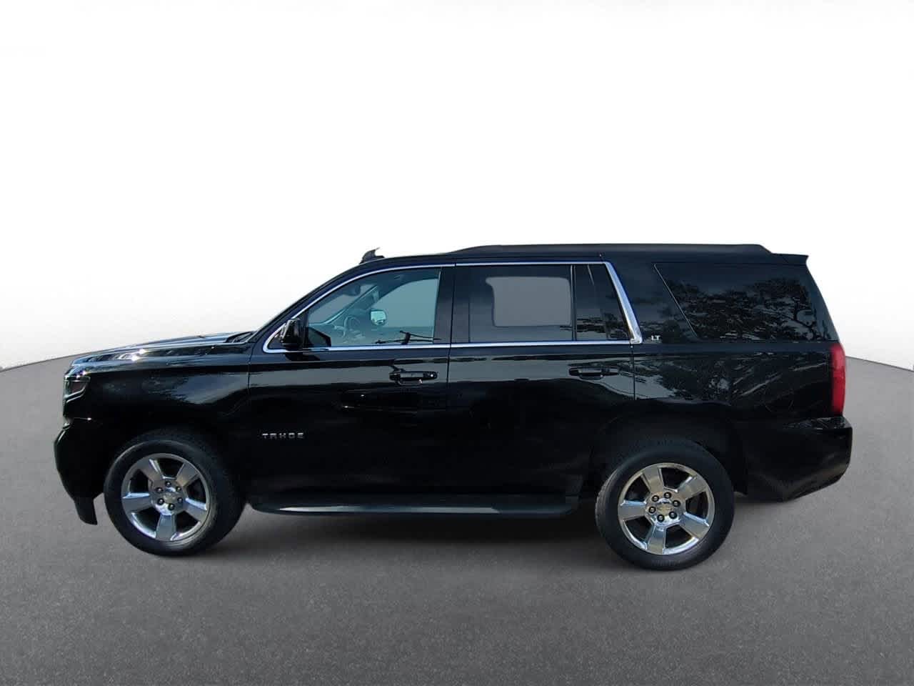 Thumbnail: 2017 Chevrolet Tahoe - 5