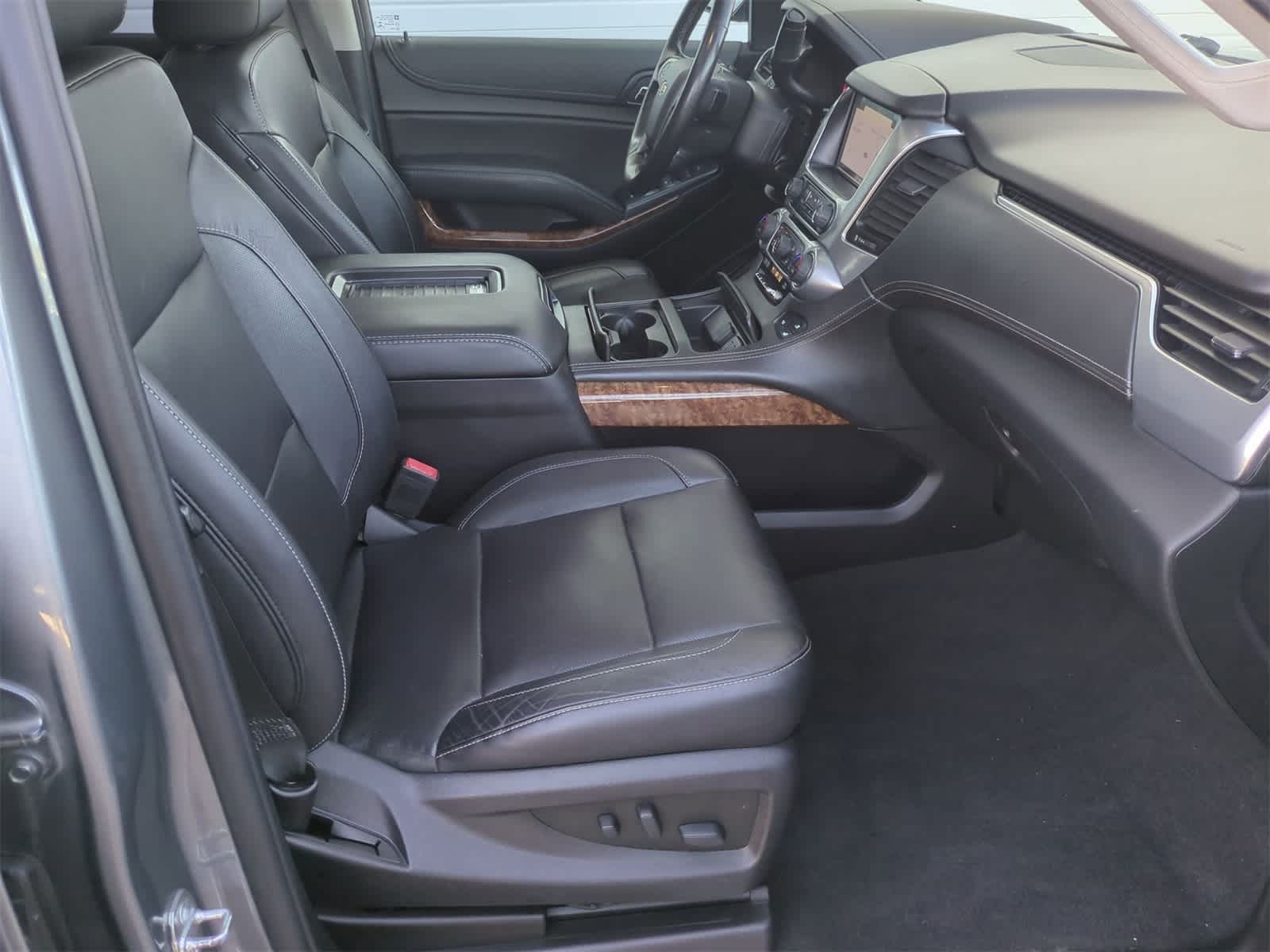 Thumbnail: 2020 Chevrolet Suburban - 22