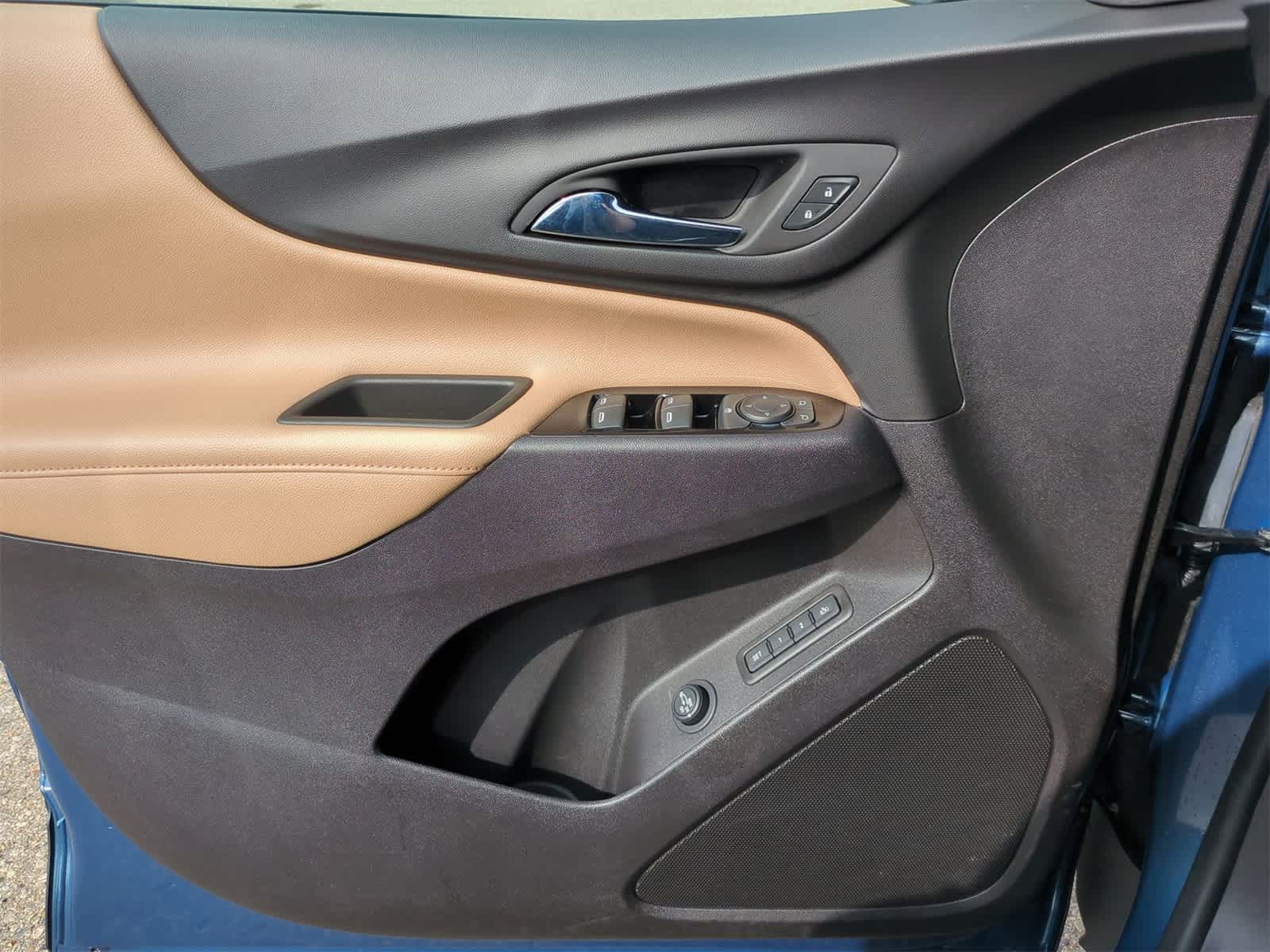 Thumbnail: 2024 Chevrolet Equinox - 30