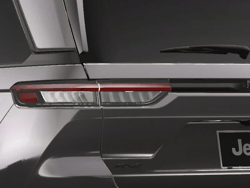 2025 Jeep Grand Cherokee Laredo 12